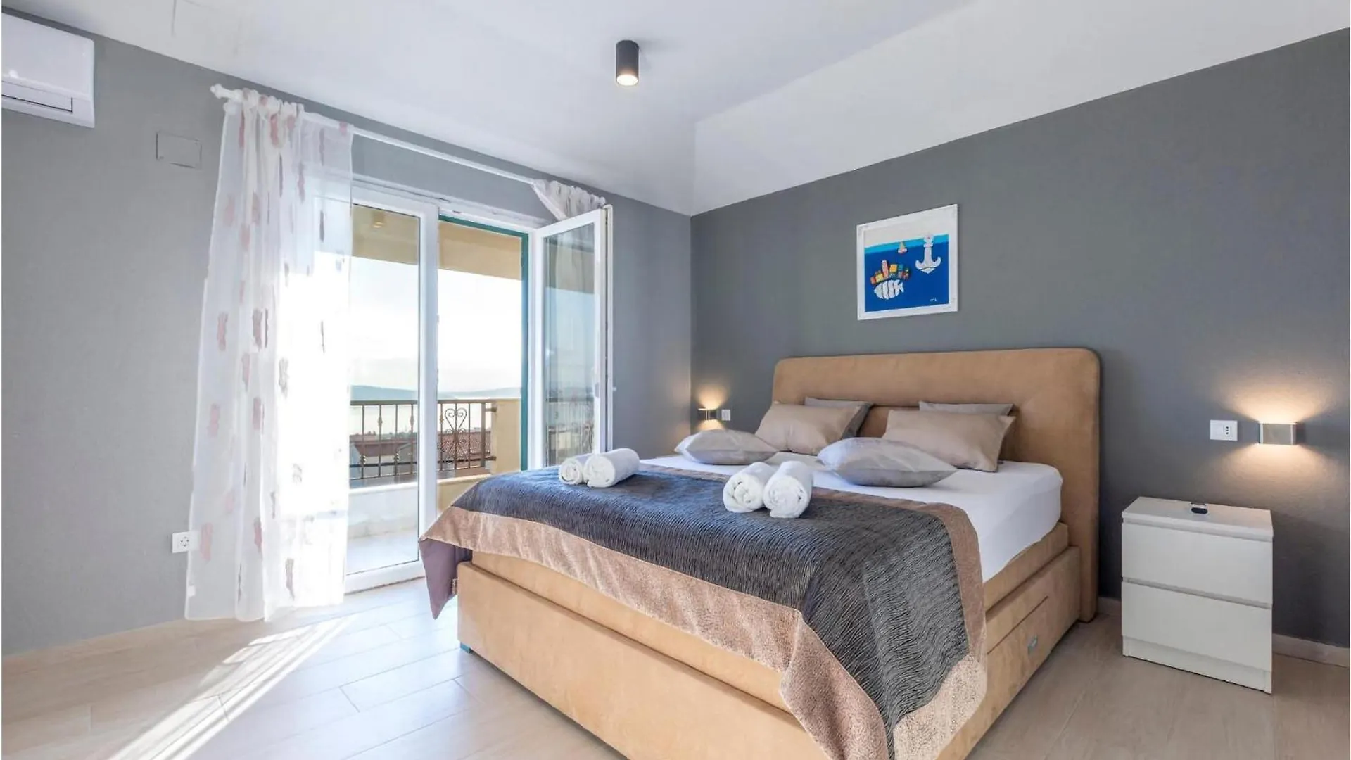 Lovely Home In Kastel Sucurac With Sauna Kastela