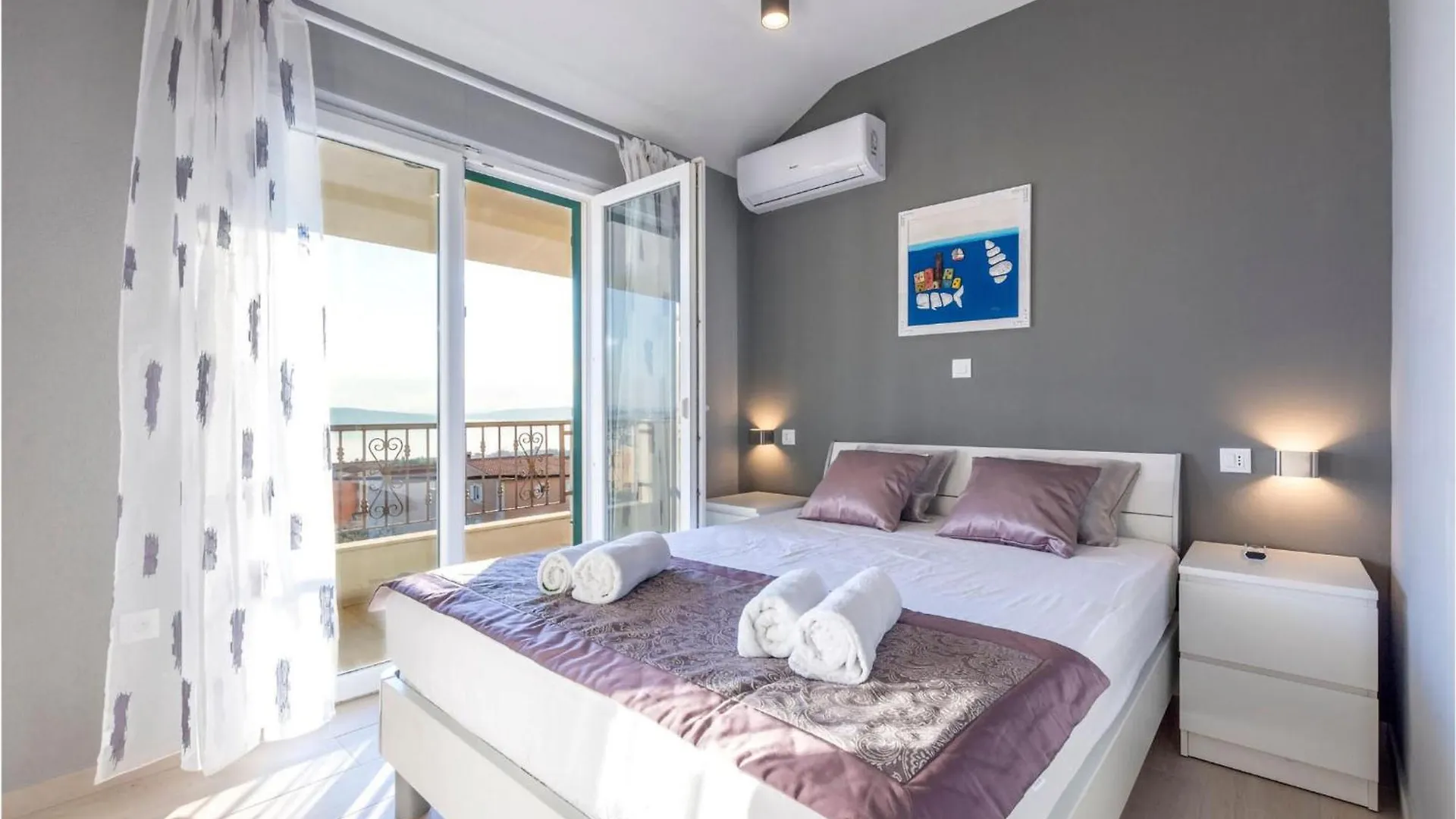 Lovely Home In Kastel Sucurac With Sauna Kastela